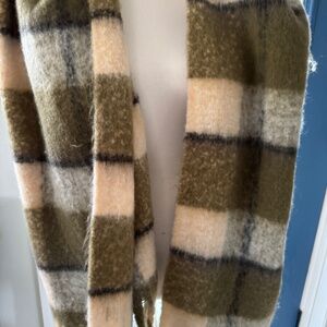 Compliments oversized scarf